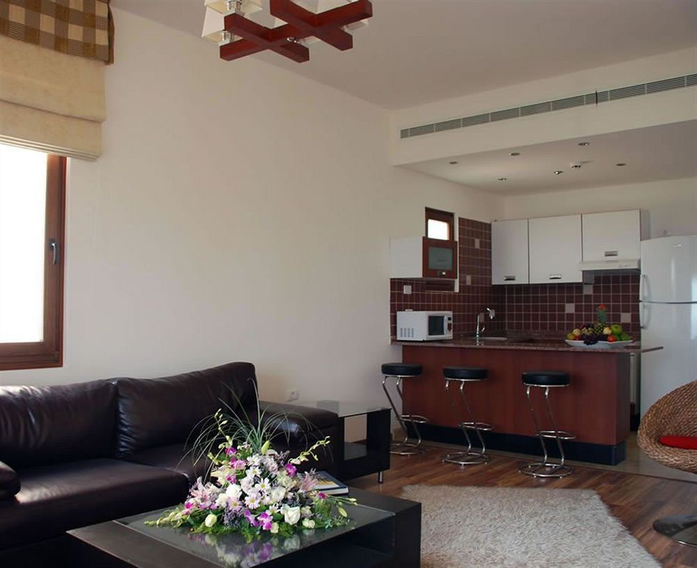 City Suite Hotel Beiroet Buitenkant foto