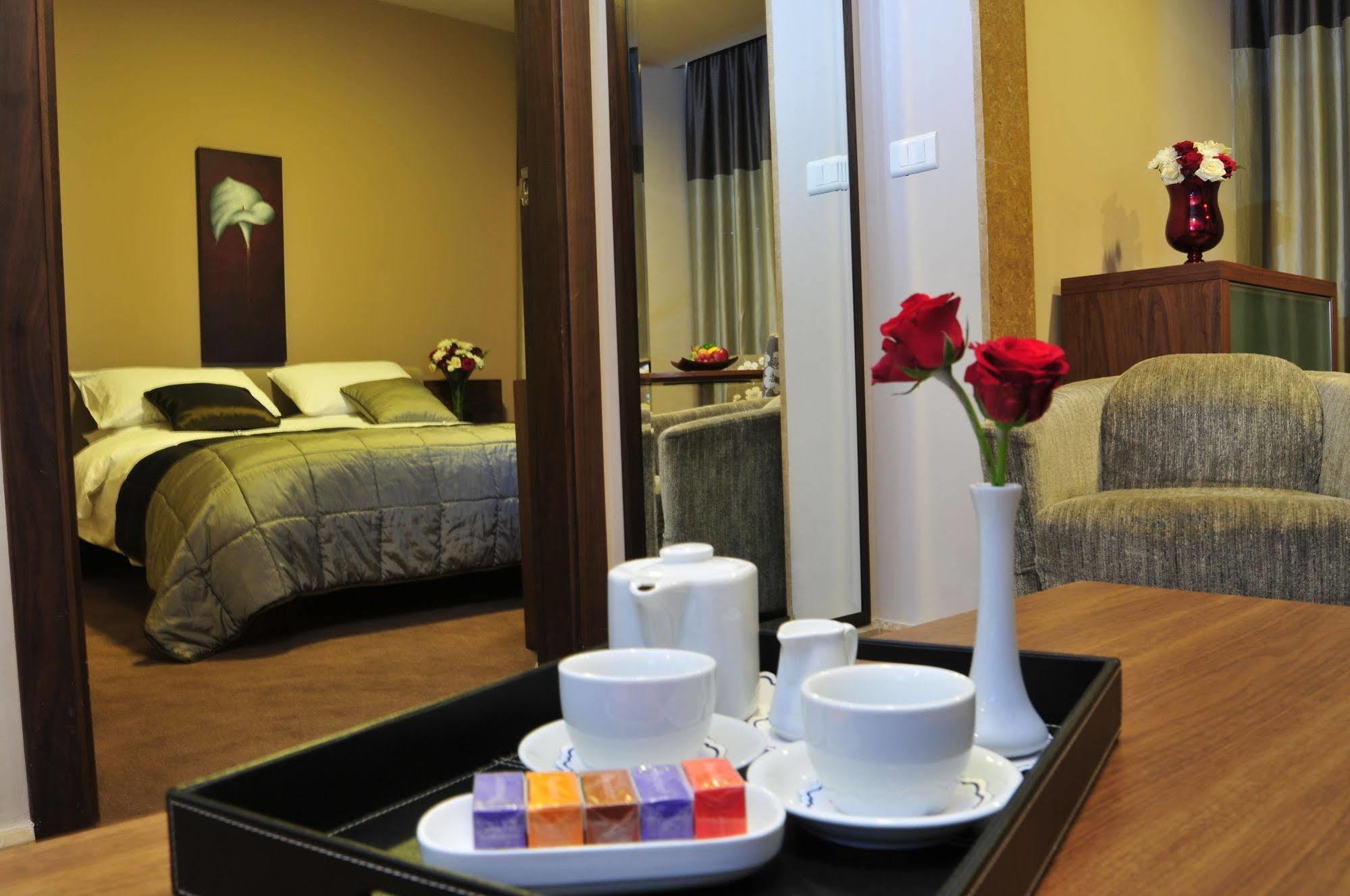City Suite Hotel Beiroet Kamer foto
